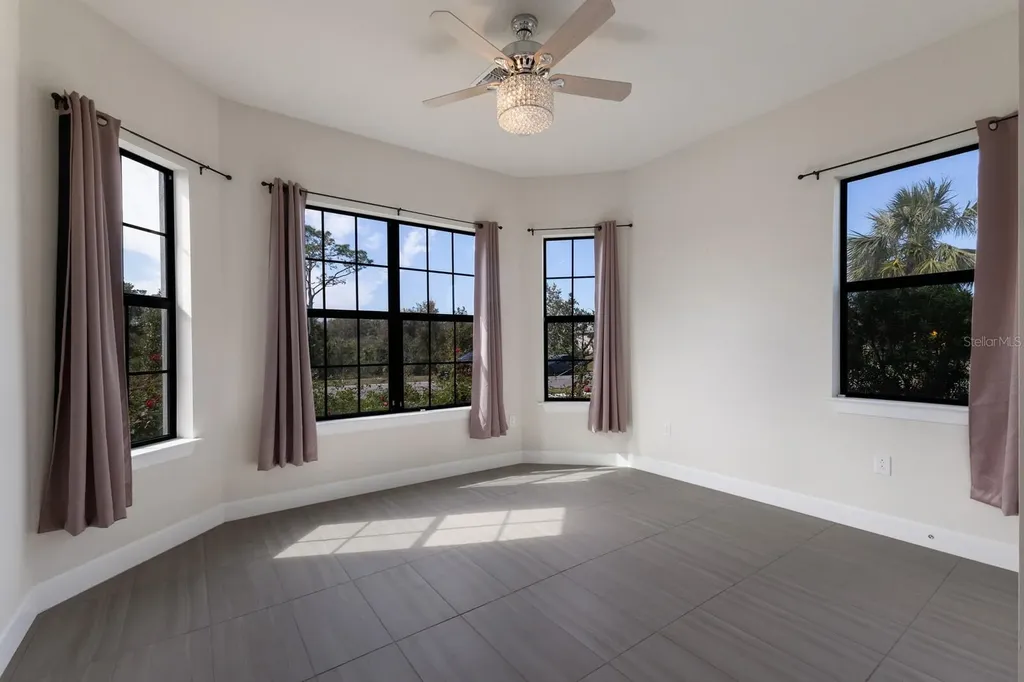712 Sigsbee Loop Sarasota FL 34240