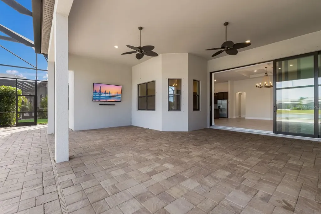 712 Sigsbee Loop Sarasota FL 34240