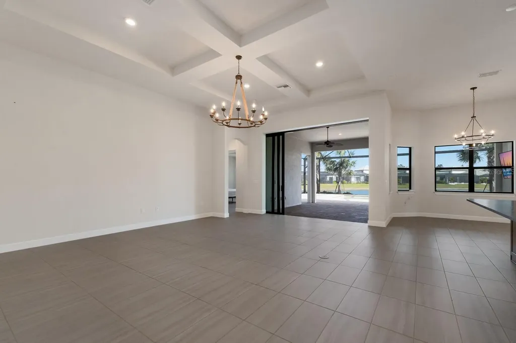 712 Sigsbee Loop Sarasota FL 34240