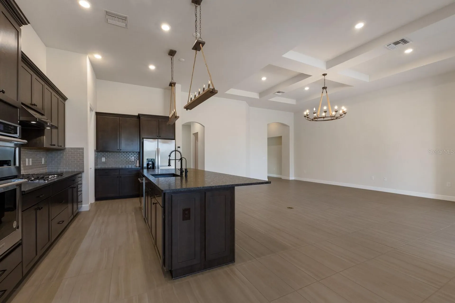 712 Sigsbee Loop Sarasota FL 34240