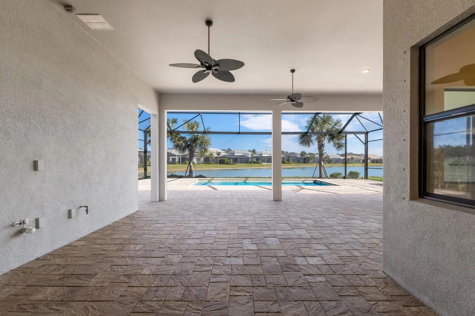 712 Sigsbee Loop Sarasota FL 34240