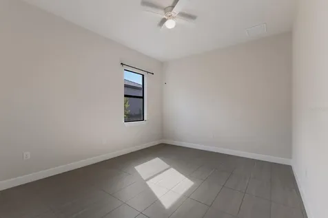 712 Sigsbee Loop Sarasota FL 34240
