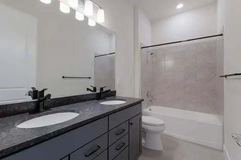 712 Sigsbee Loop Sarasota FL 34240