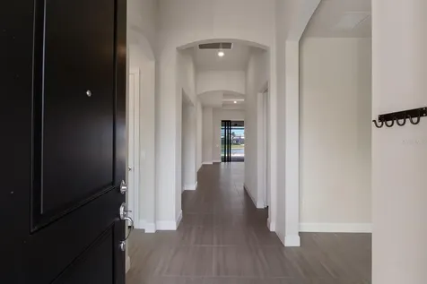 712 Sigsbee Loop Sarasota FL 34240