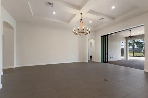 712 Sigsbee Loop Sarasota FL 34240
