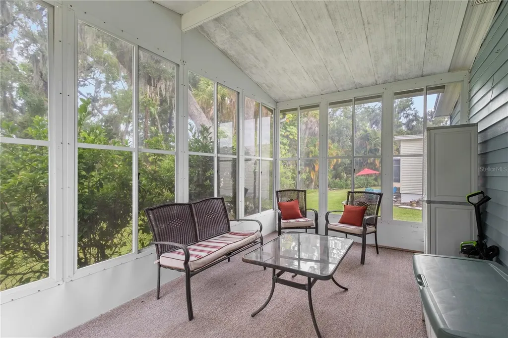 17 Meadowlark Circle Ellenton FL 34222