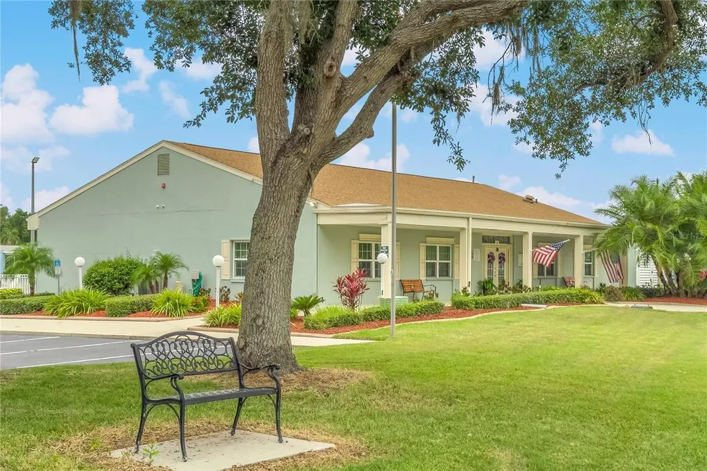 17 Meadowlark Circle Ellenton FL 34222