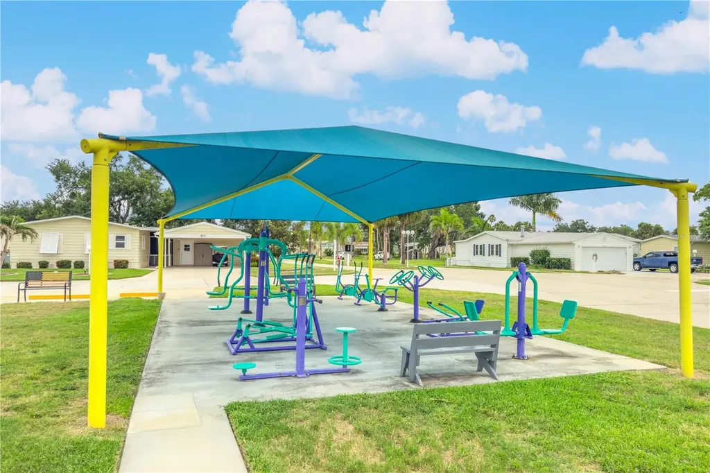 17 Meadowlark Circle Ellenton FL 34222