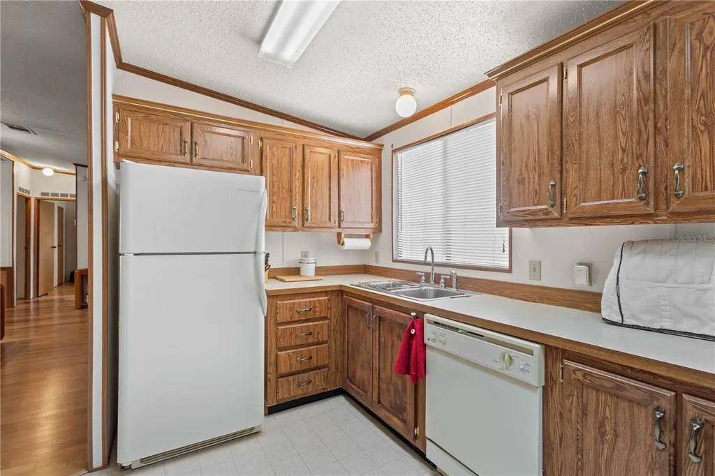 17 Meadowlark Circle Ellenton FL 34222