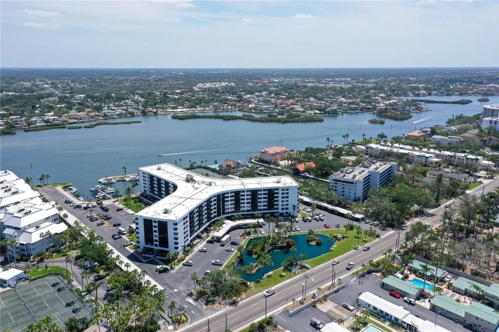 5855 Midnight Pass Road Sarasota FL 34242