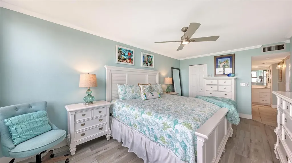 5855 Midnight Pass Road Sarasota FL 34242