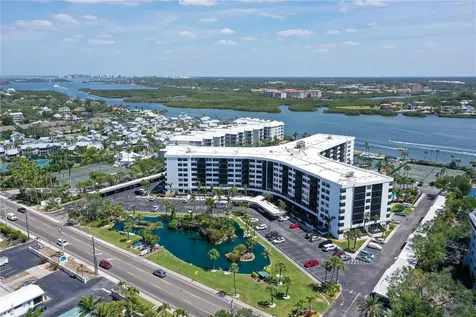 5855 Midnight Pass Road Sarasota FL 34242