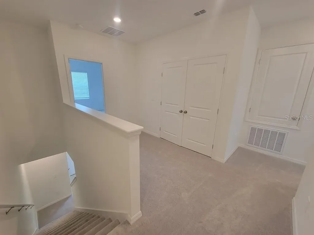 3328 Lapis Lake Drive Zephyrhills FL 33541