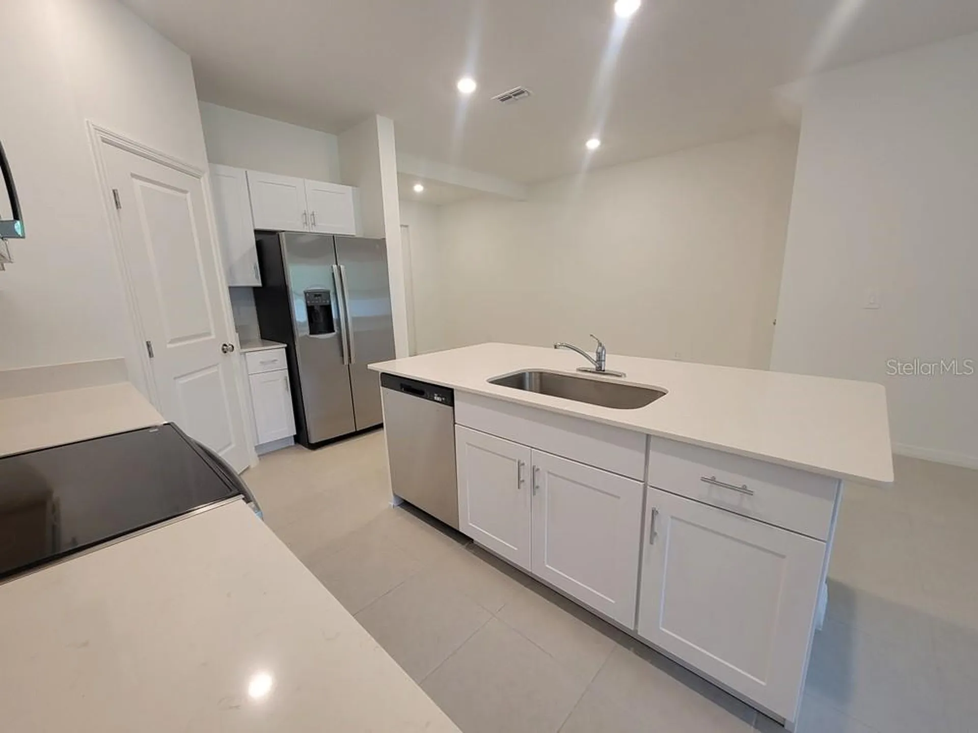 3328 Lapis Lake Drive Zephyrhills FL 33541
