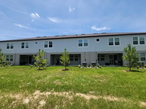 3328 Lapis Lake Drive Zephyrhills FL 33541