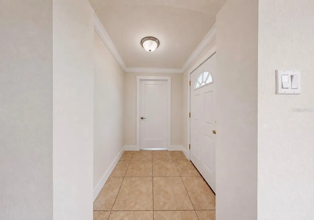 404 12th Street SW Ruskin FL 33570