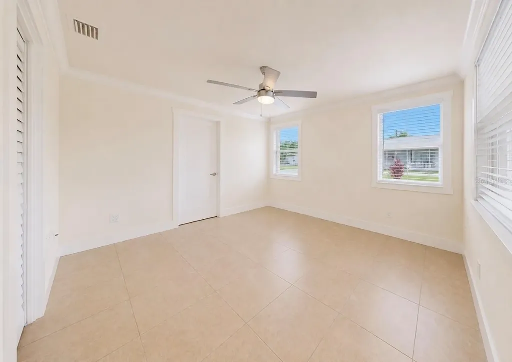 404 12th Street SW Ruskin FL 33570