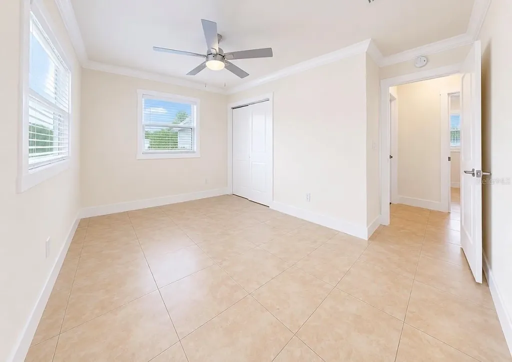 404 12th Street SW Ruskin FL 33570