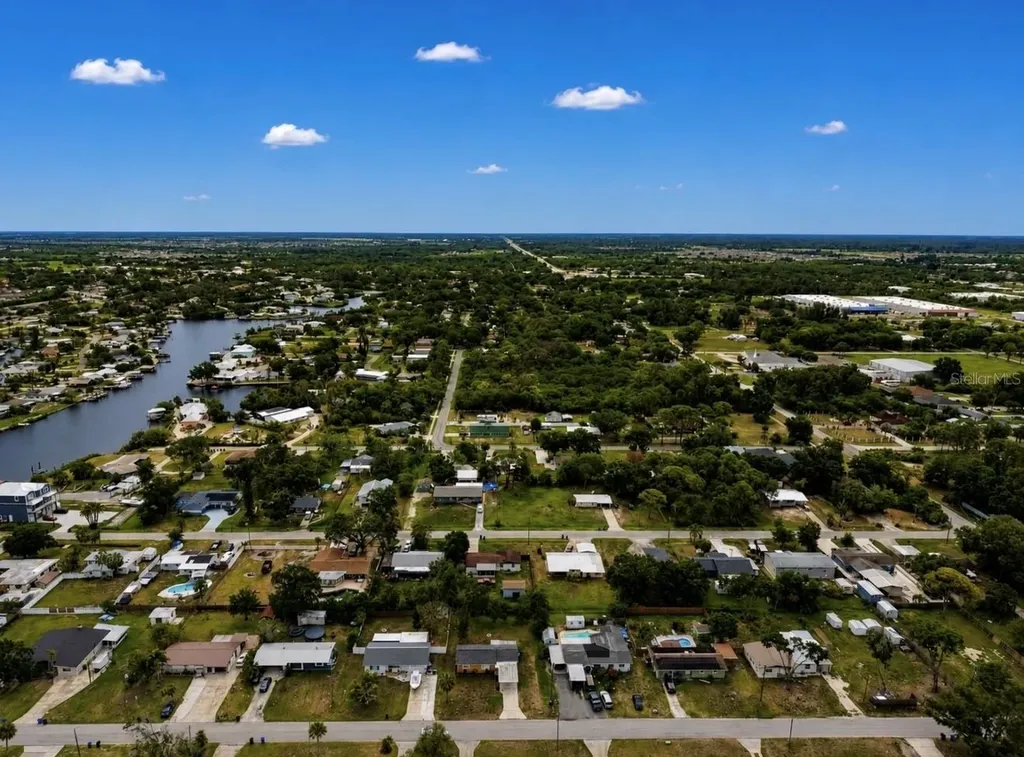404 12th Street SW Ruskin FL 33570