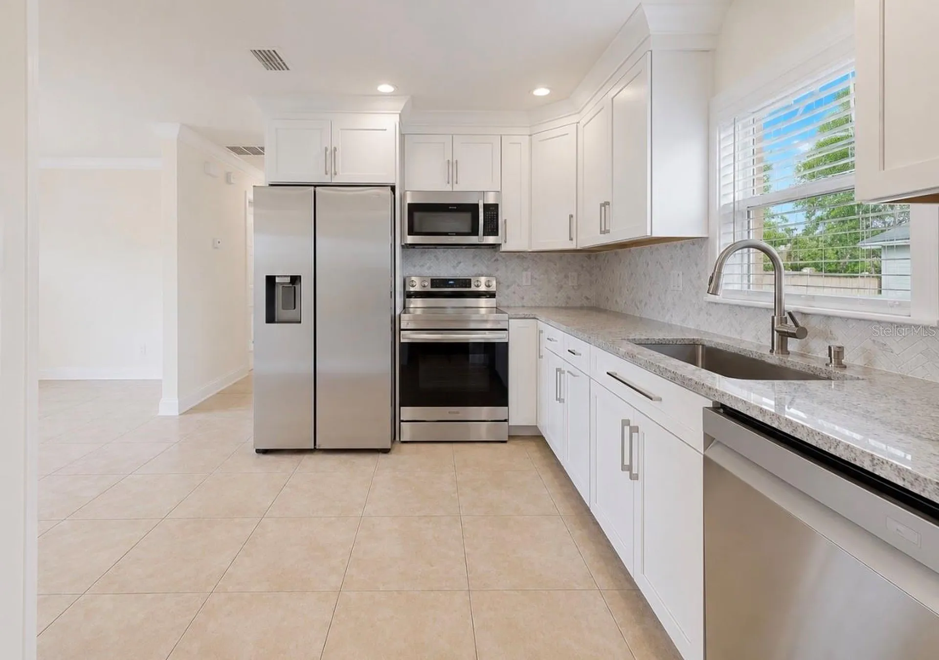 404 12th Street SW Ruskin FL 33570