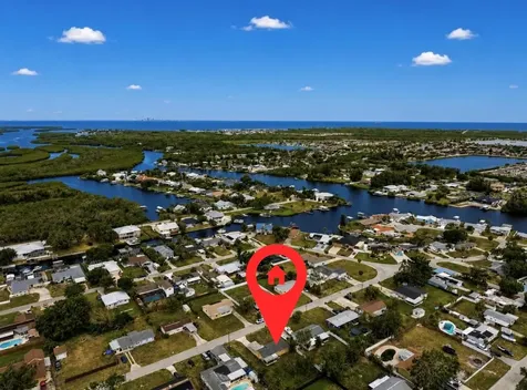 404 12th Street SW Ruskin FL 33570