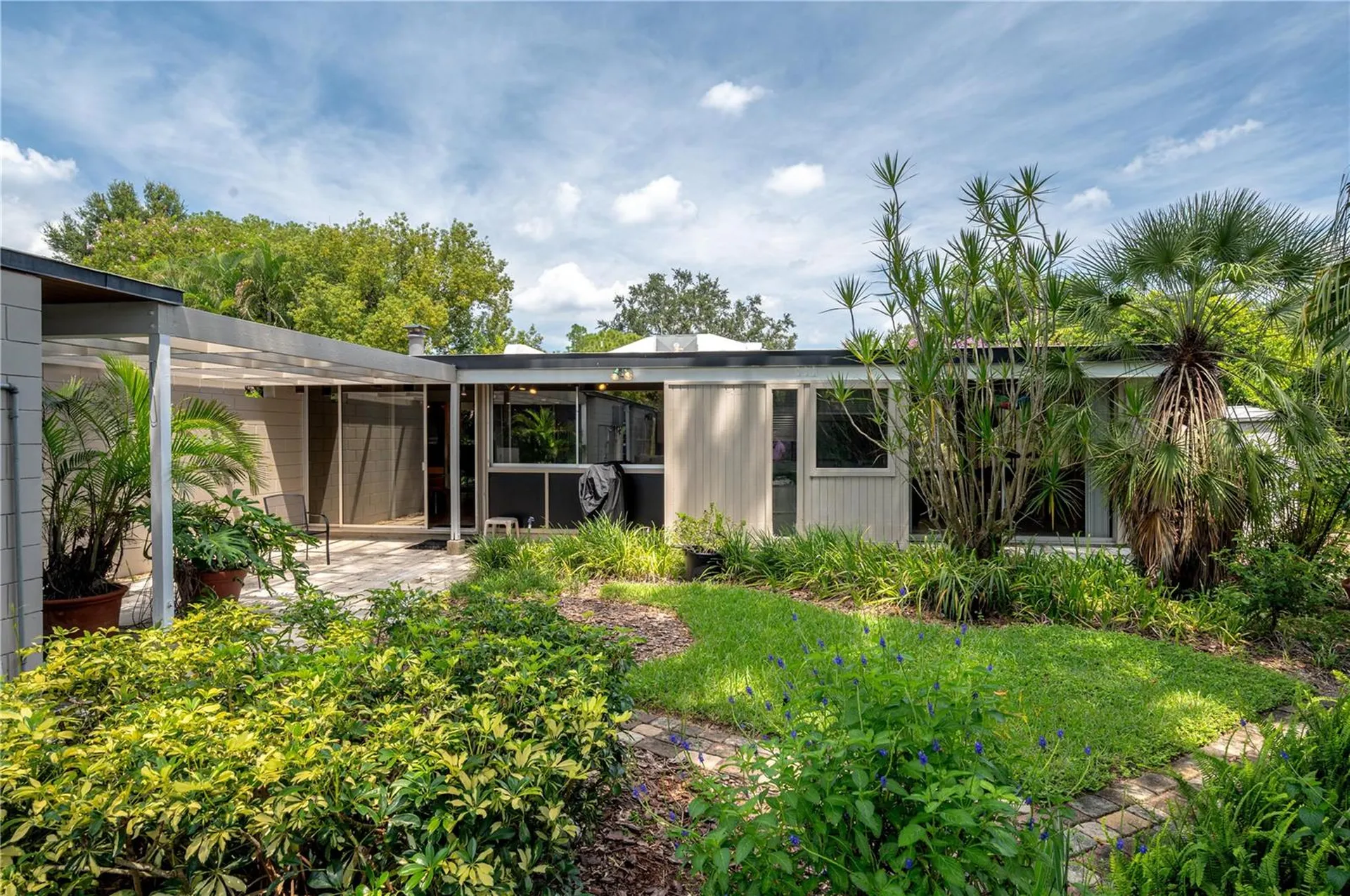 1549 Drexel Ave NE Winter Haven FL 33881