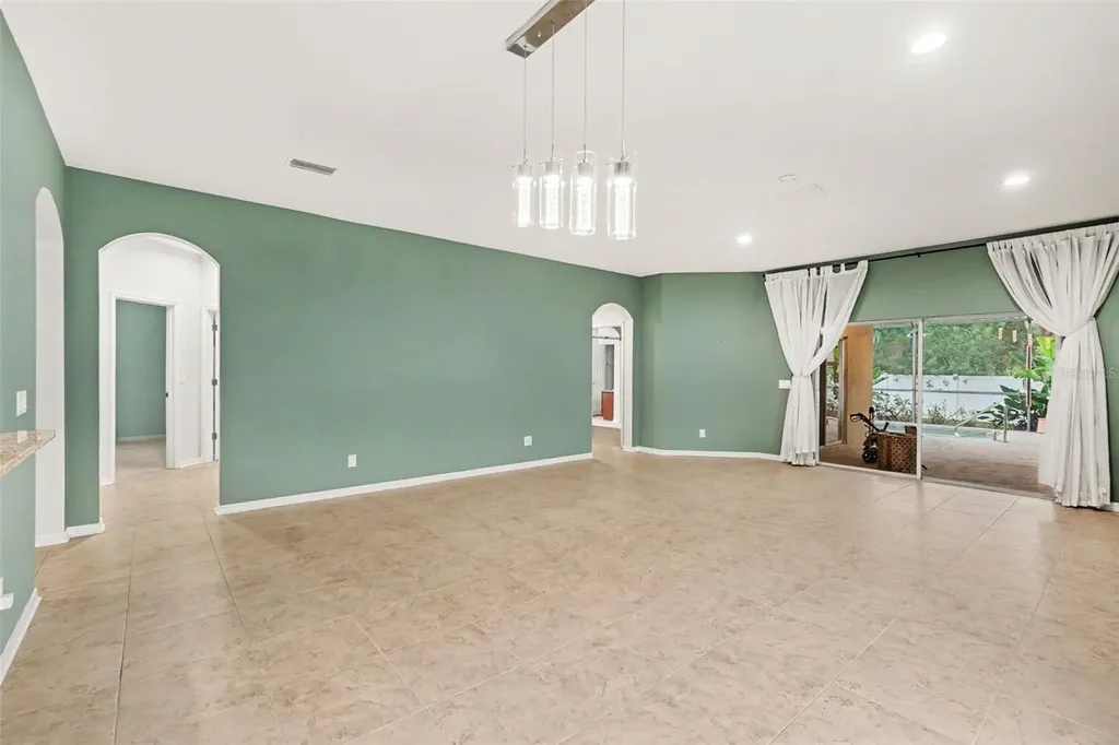 7610 Tangle Brook Boulevard Gibsonton FL 33534