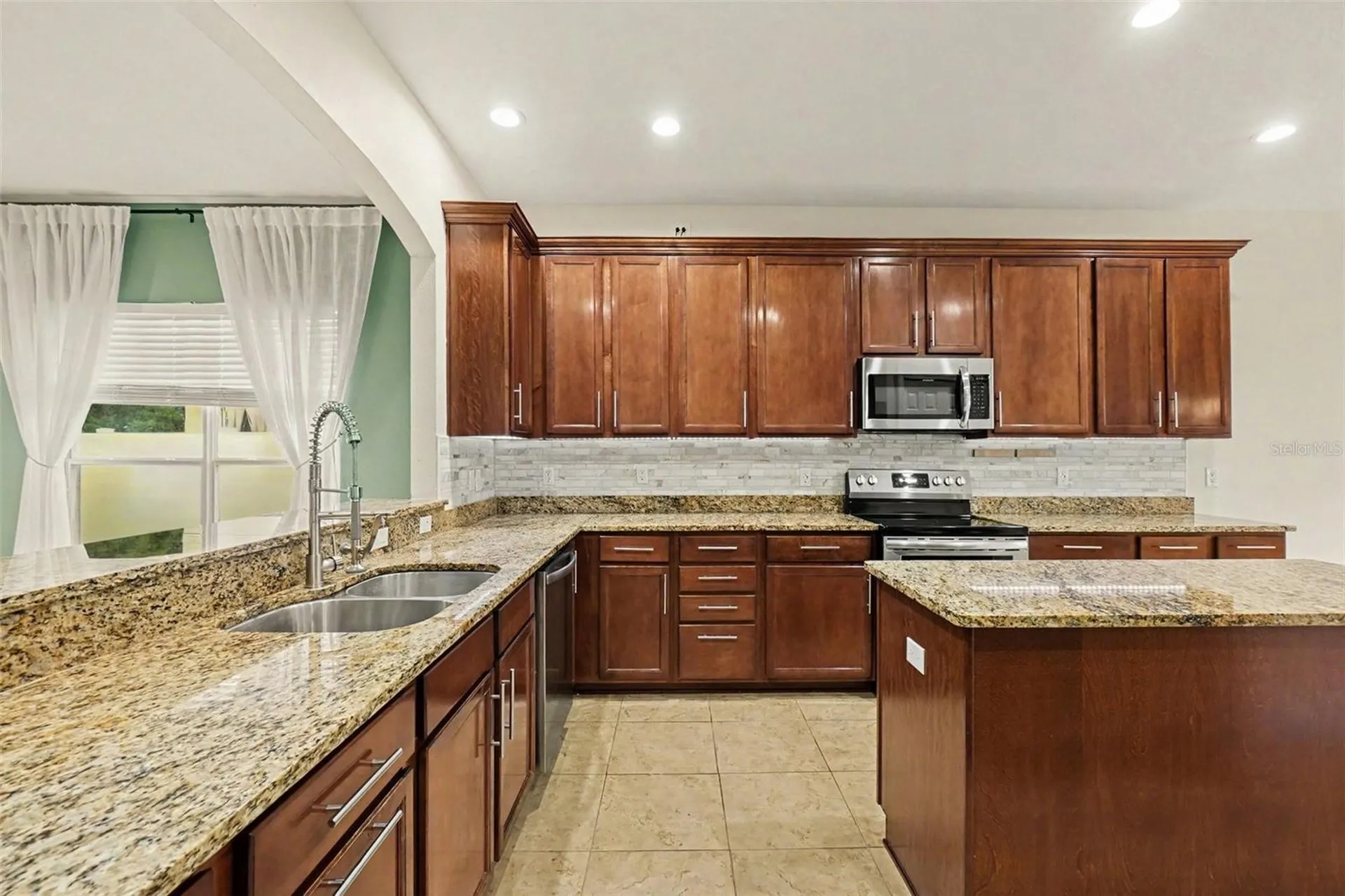 7610 Tangle Brook Boulevard Gibsonton FL 33534