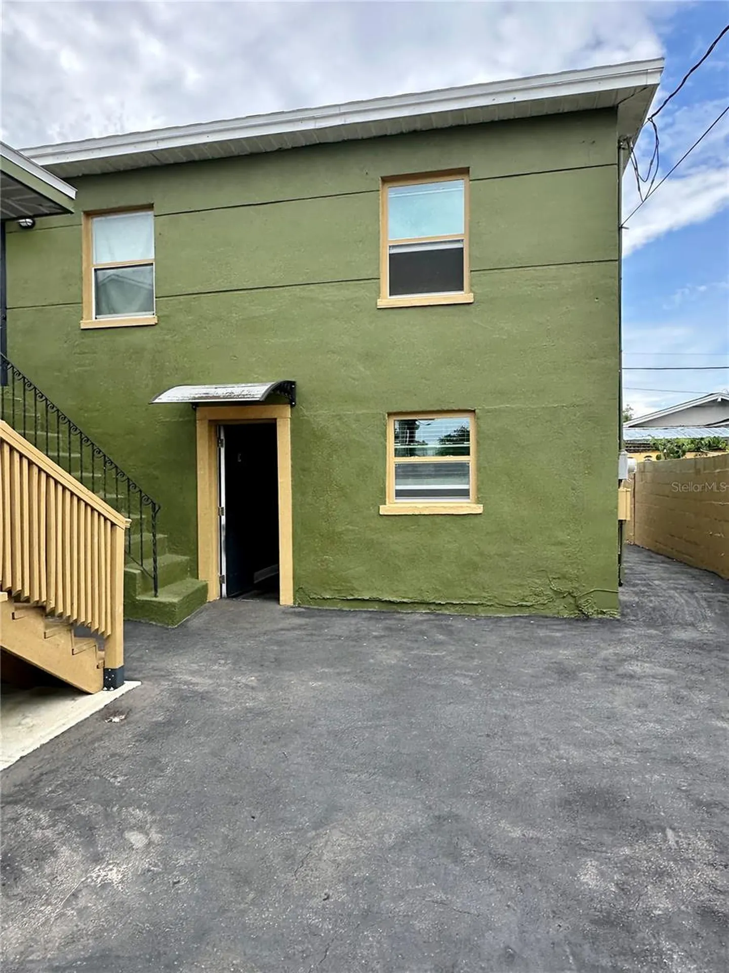 2907 N 15th Street Tampa FL 33605