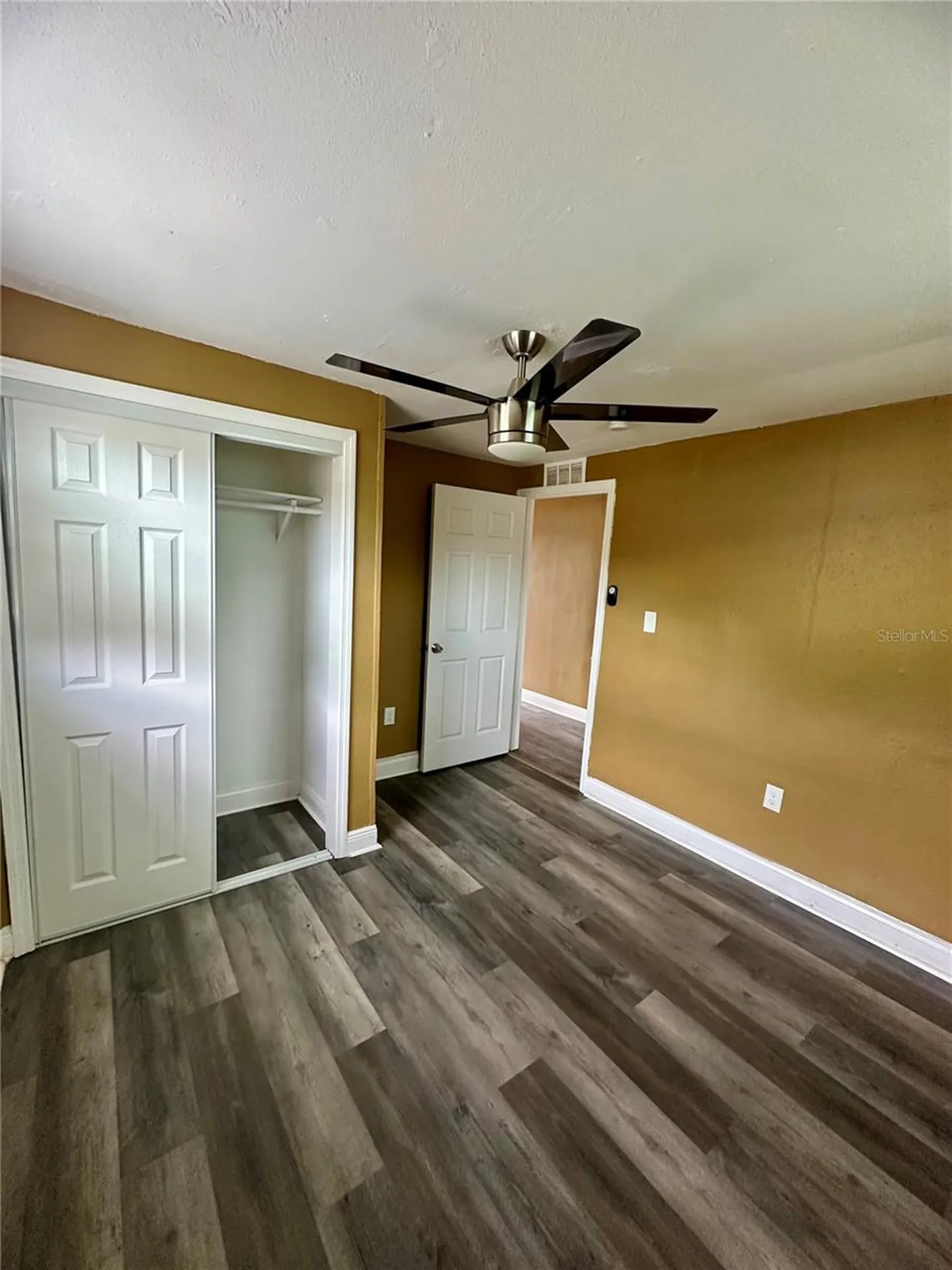 2907 N 15th Street Tampa FL 33605