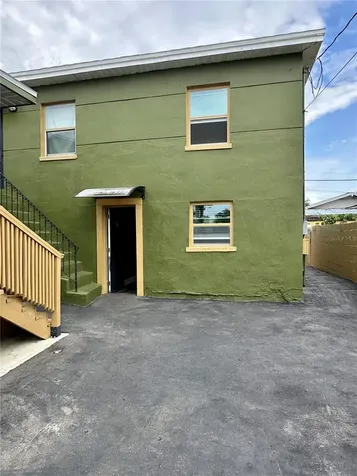 2907 N 15th Street Tampa FL 33605