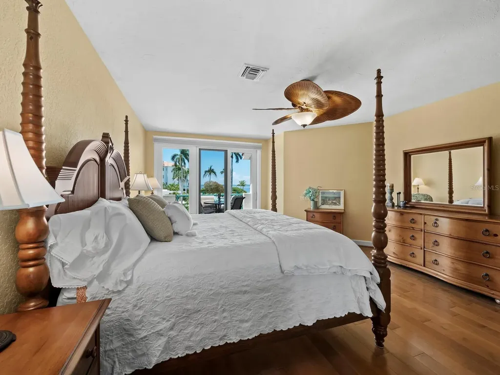350 Gulf Of Mexico Drive Longboat Key FL 34228