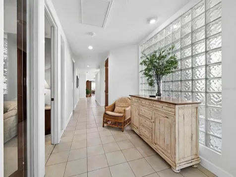 350 Gulf Of Mexico Drive Longboat Key FL 34228
