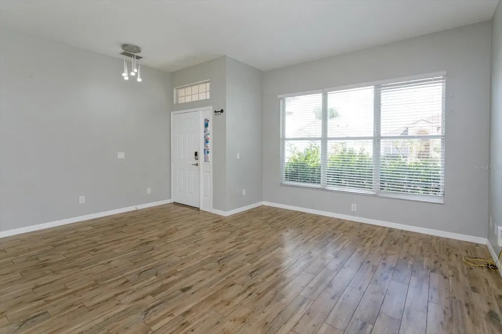13236 Luxbury Loop Orlando FL 32837