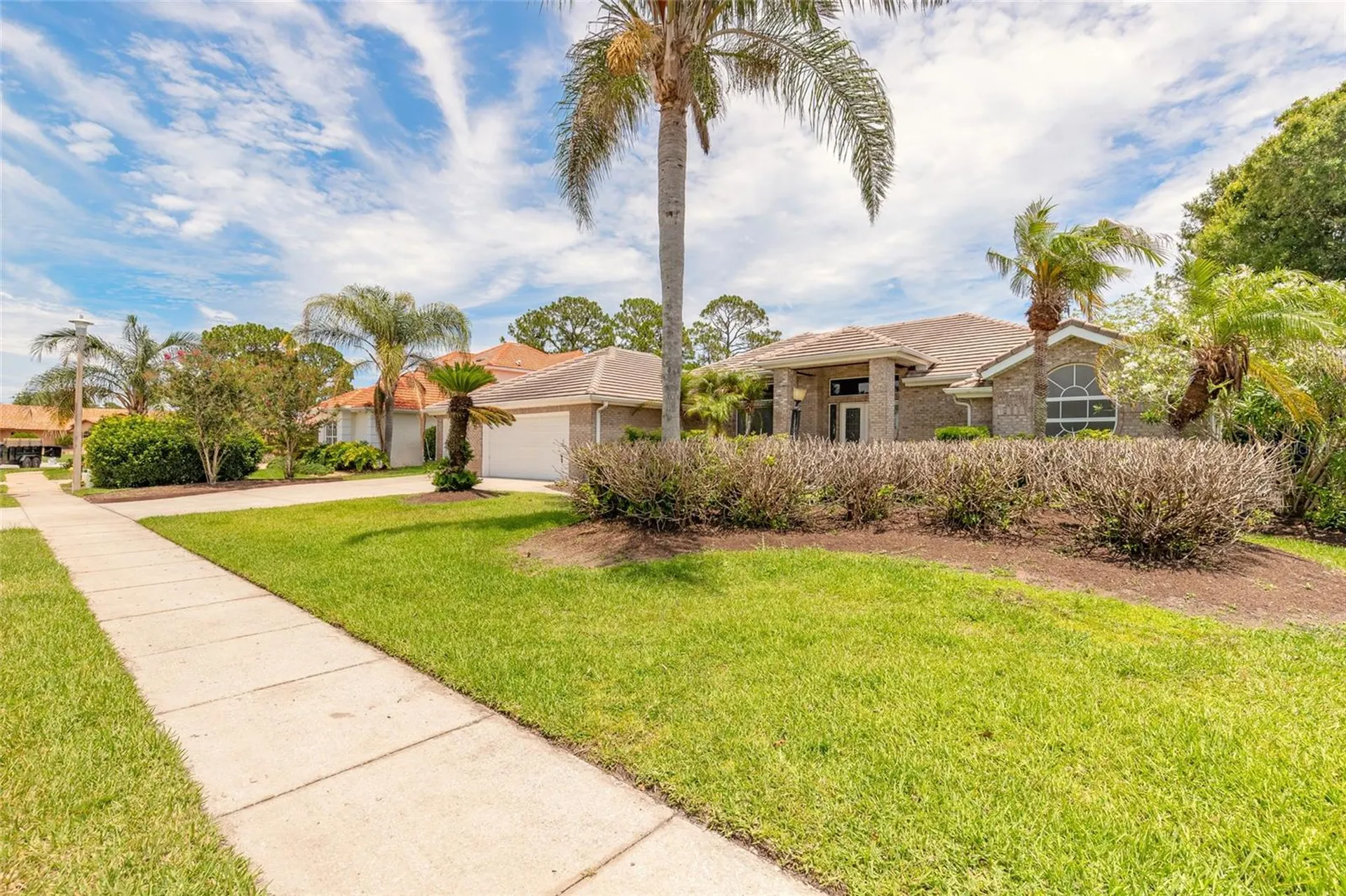 121 King Eider Court Daytona Beach FL 32119