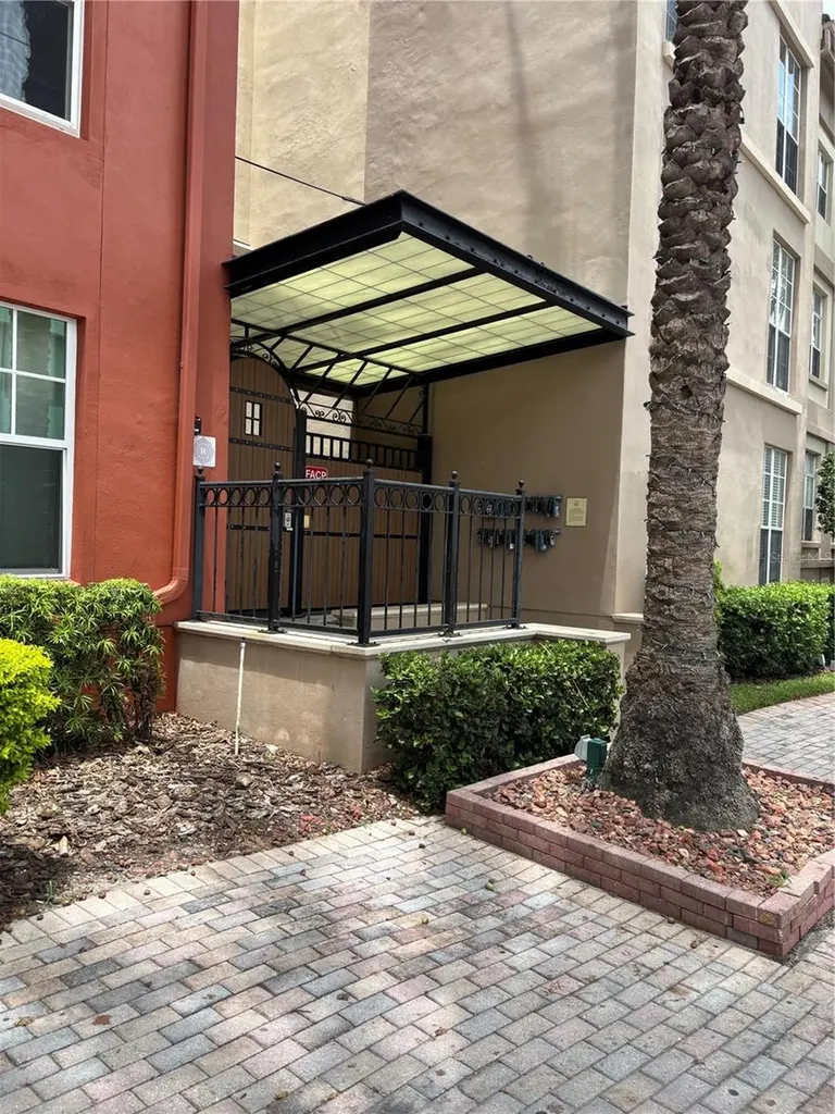 2331 W Horatio Street Tampa FL 33609