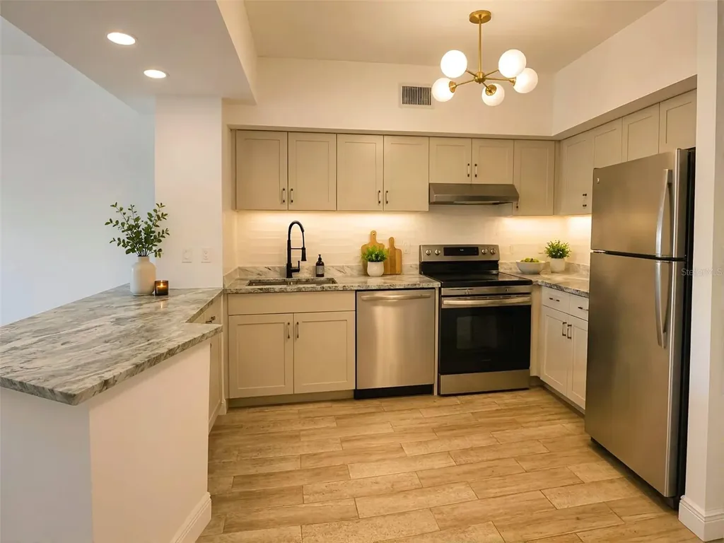 2331 W Horatio Street Tampa FL 33609