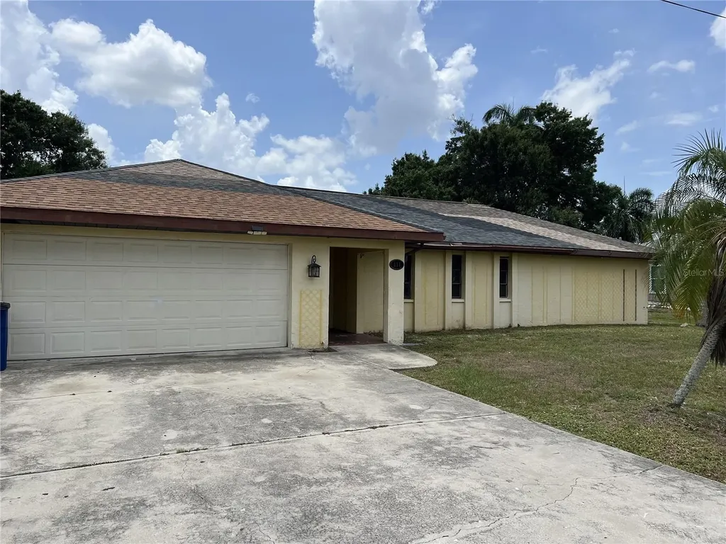 311 Oklahoma Avenue Fort Myers FL 33905