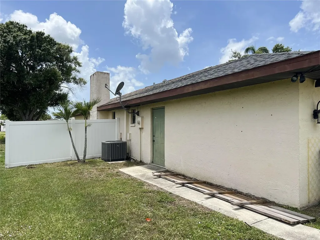 311 Oklahoma Avenue Fort Myers FL 33905