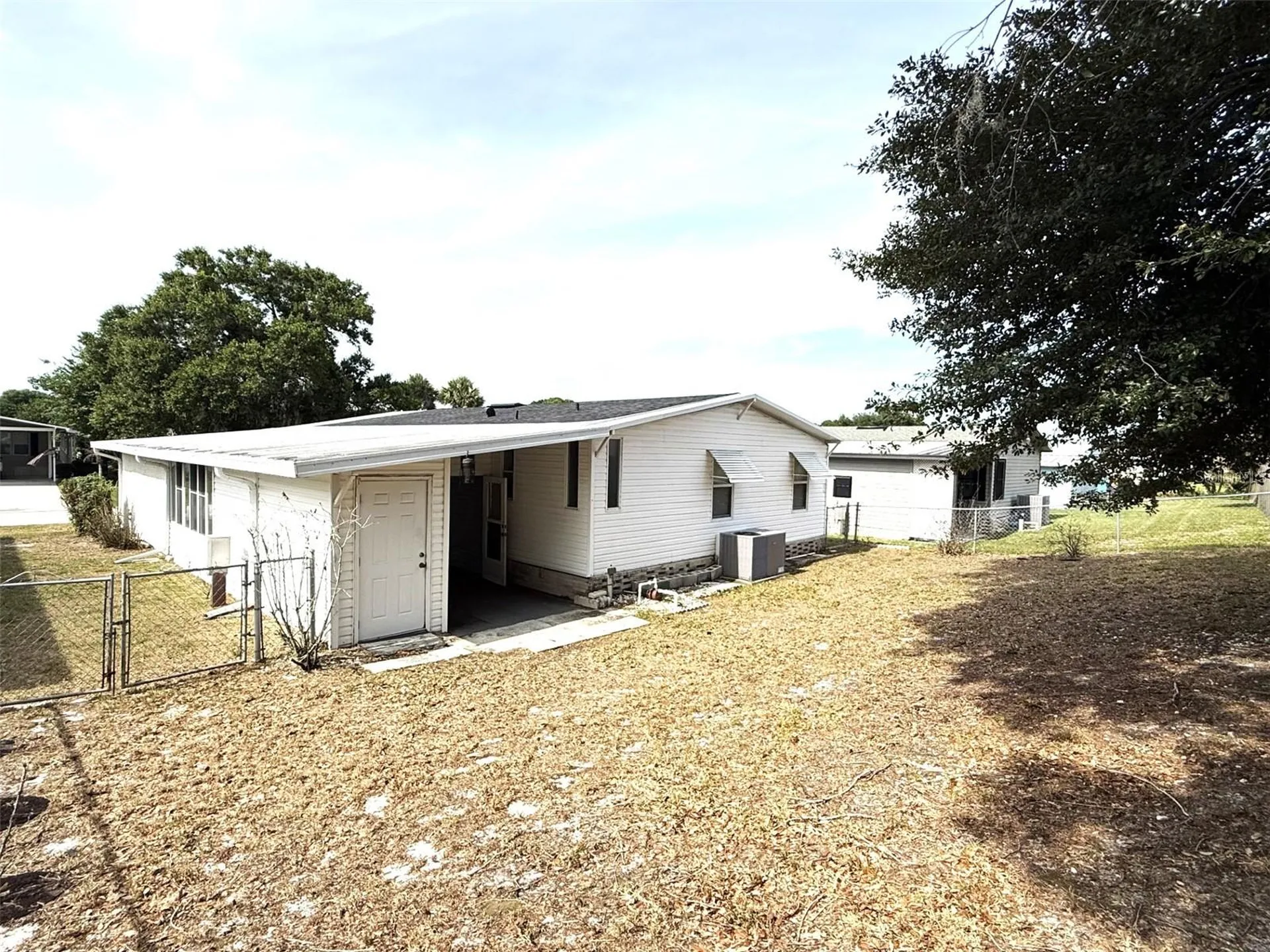 435 Village Circle SW Winter Haven FL 33880