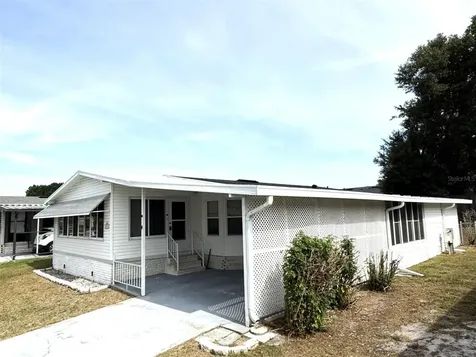 435 Village Circle SW Winter Haven FL 33880