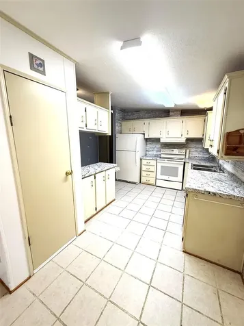435 Village Circle SW Winter Haven FL 33880
