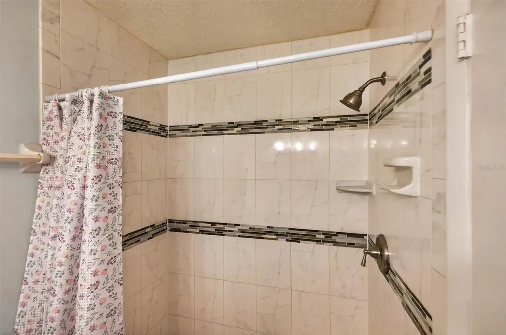 2943 Lichen Lane Clearwater FL 33760