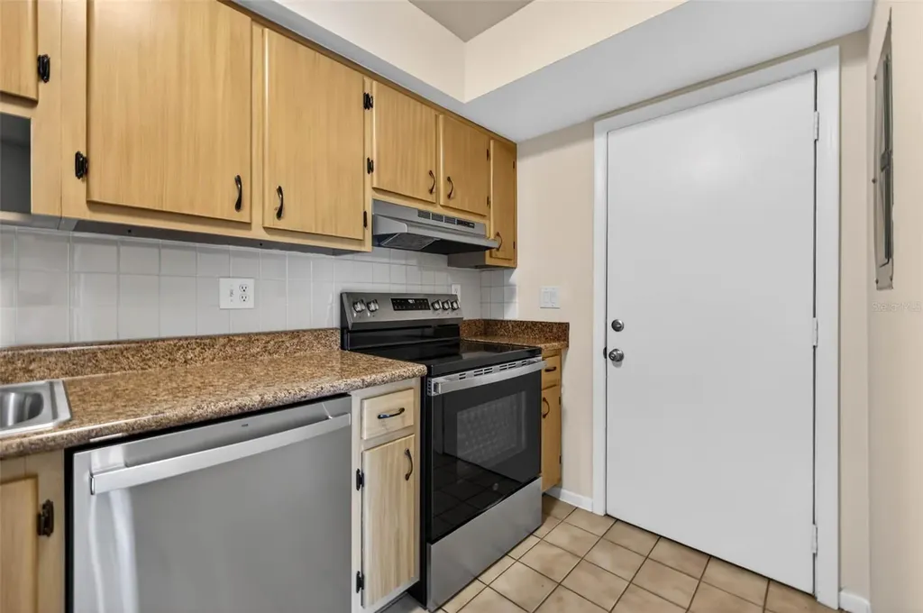 2943 Lichen Lane Clearwater FL 33760