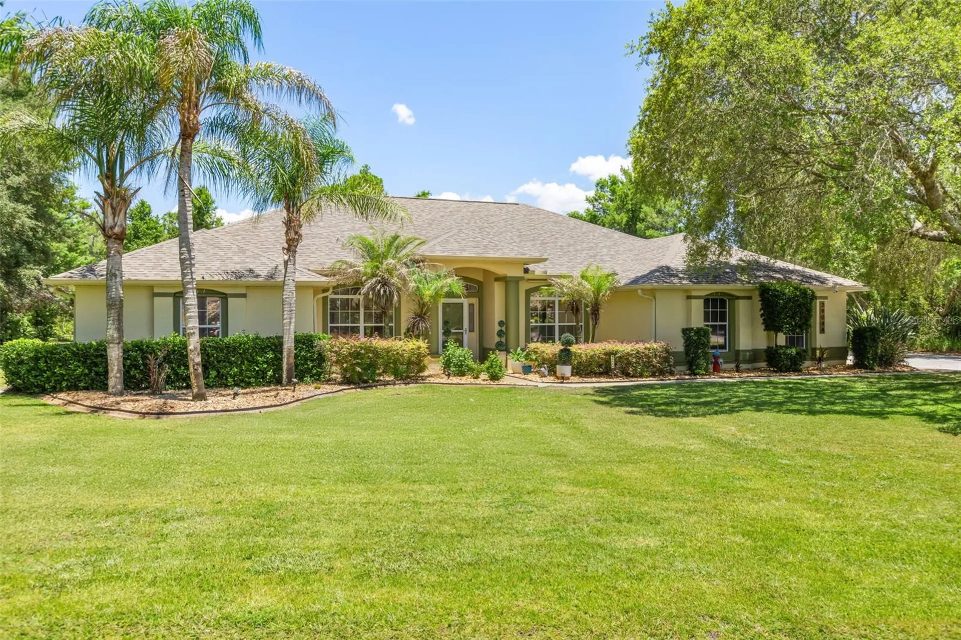 29044 Old Mill W Tavares FL 32778