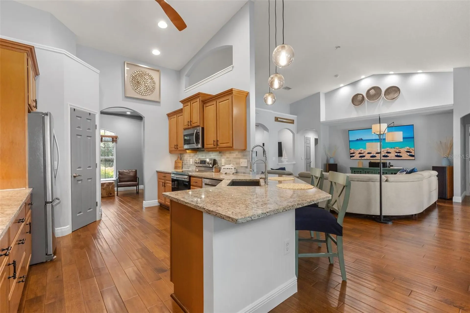 29044 Old Mill W Tavares FL 32778