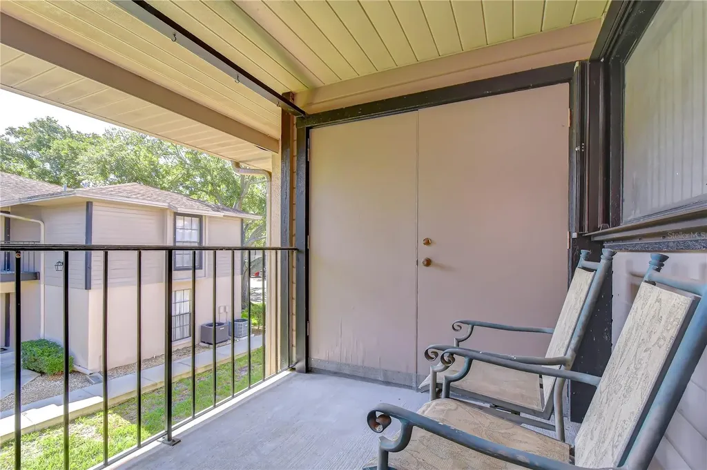 4008 Ashford Green Place Tampa FL 33613