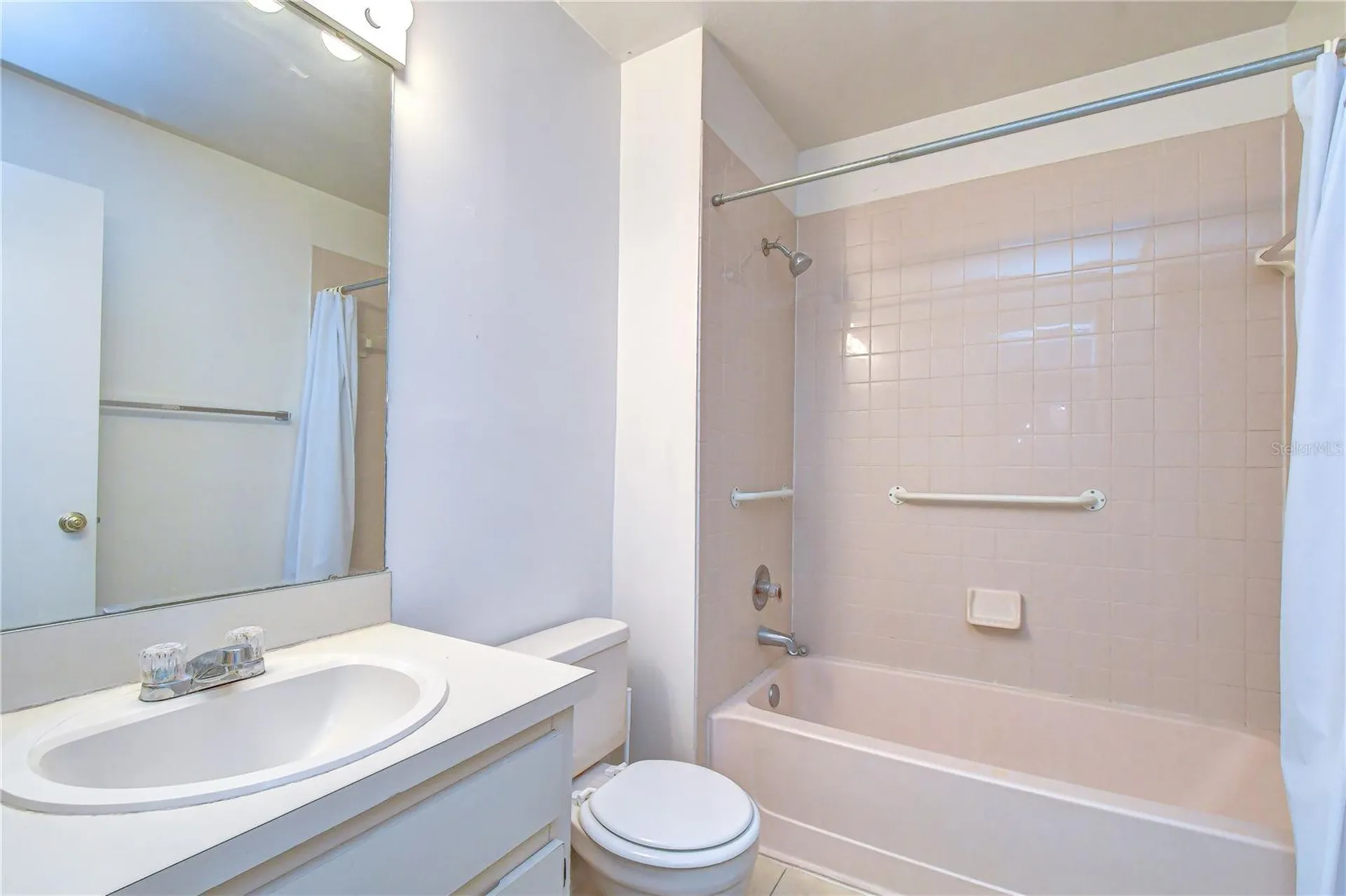 4008 Ashford Green Place Tampa FL 33613