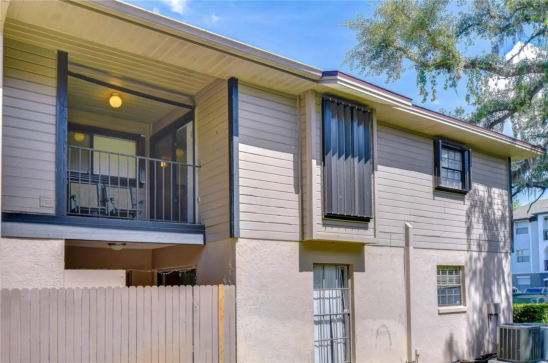 4008 Ashford Green Place Tampa FL 33613