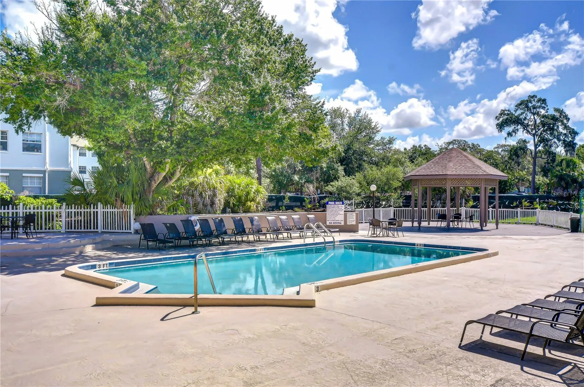 4008 Ashford Green Place Tampa FL 33613